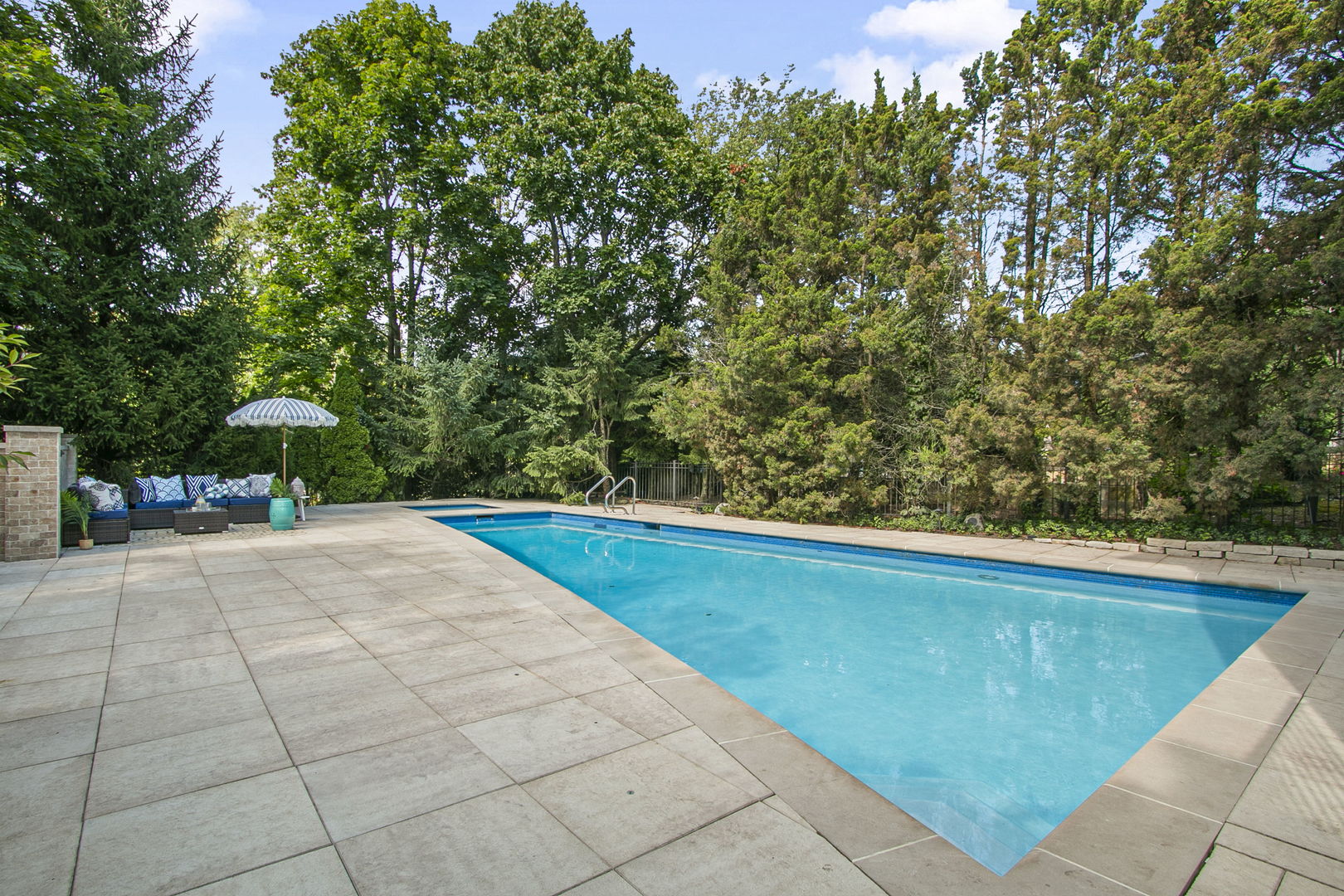 Winnetka, Illinois, 60093, United States, 6 Bedrooms Bedrooms, ,8 BathroomsBathrooms,Residential,For Sale,1991564