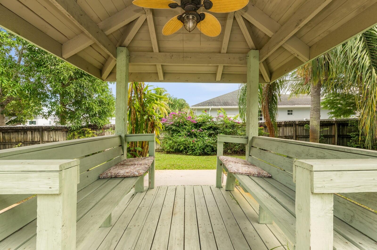 Haverhill, Florida, 33415, United States, 4 Bedrooms Bedrooms, ,4 BathroomsBathrooms,Residential,For Sale,1848793