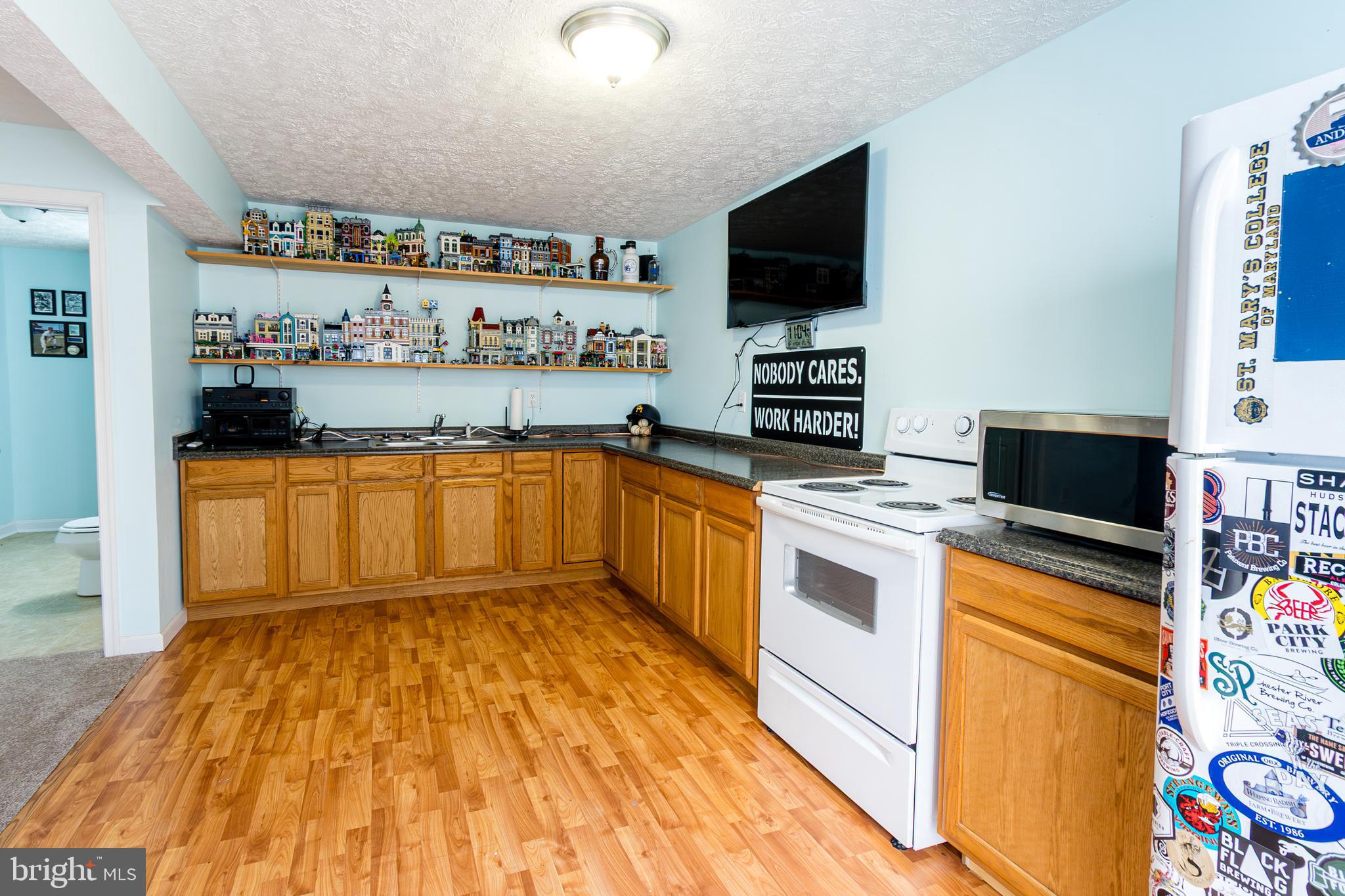 Saint Inigoes, Maryland, 20684, United States, 4 Bedrooms Bedrooms, ,4 BathroomsBathrooms,Residential,For Sale,2005176