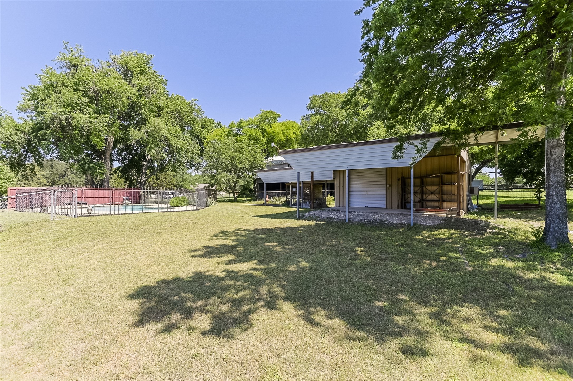 Ovilla, Texas, 75154, United States, 3 Bedrooms Bedrooms, ,4 BathroomsBathrooms,Residential,For Sale,1866219