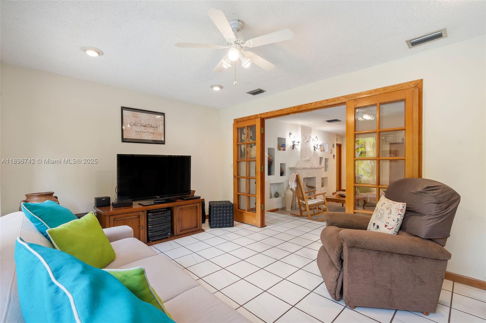 Miami, Florida, 33173, United States, 3 Bedrooms Bedrooms, ,3 BathroomsBathrooms,Residential,For Sale,1966935