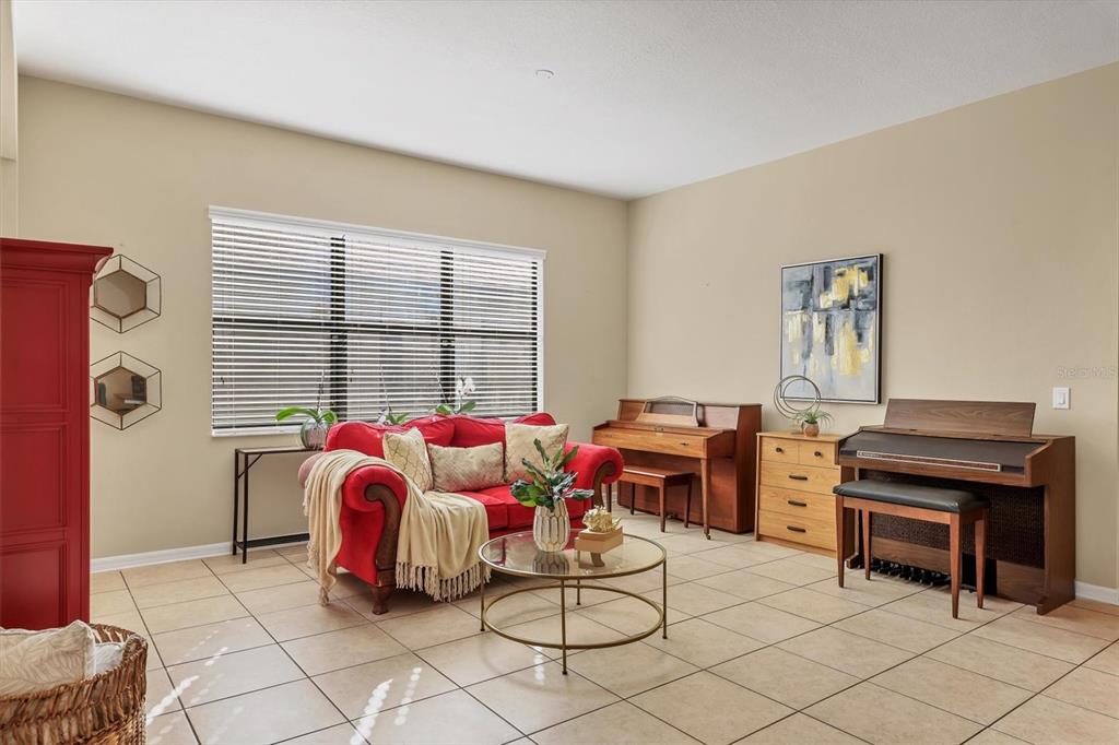 Palmetto, Florida, 34221, United States, 4 Bedrooms Bedrooms, ,3 BathroomsBathrooms,Residential,For Sale,1700640