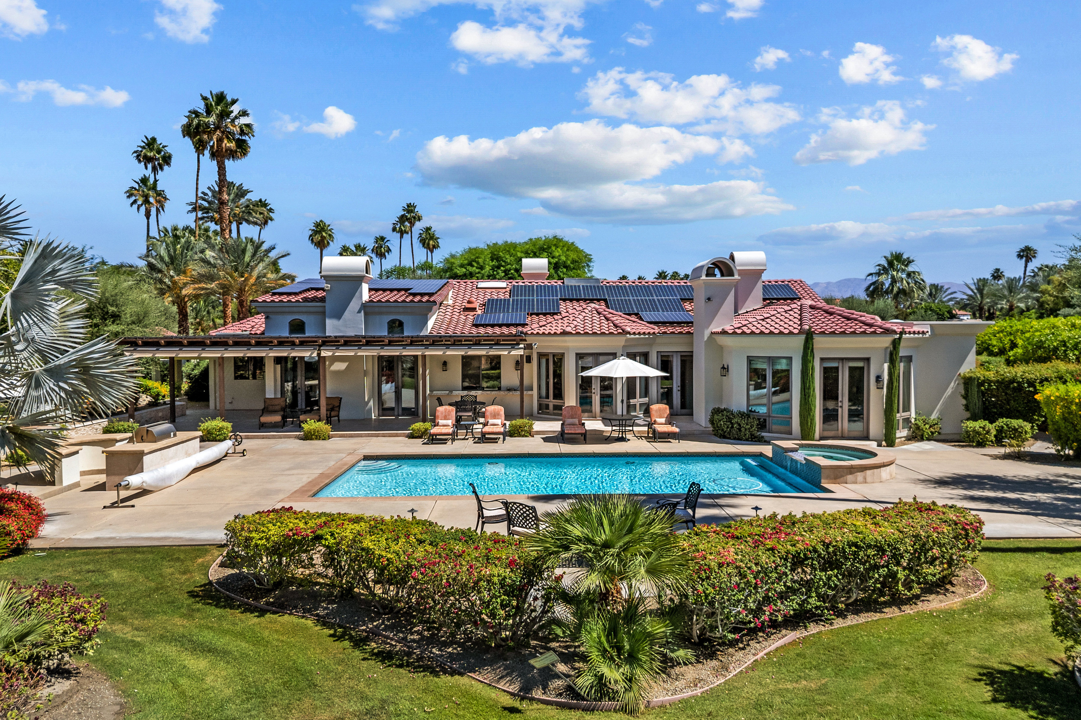  An Estate of Distinction on Clancy Lane S - 物件實景