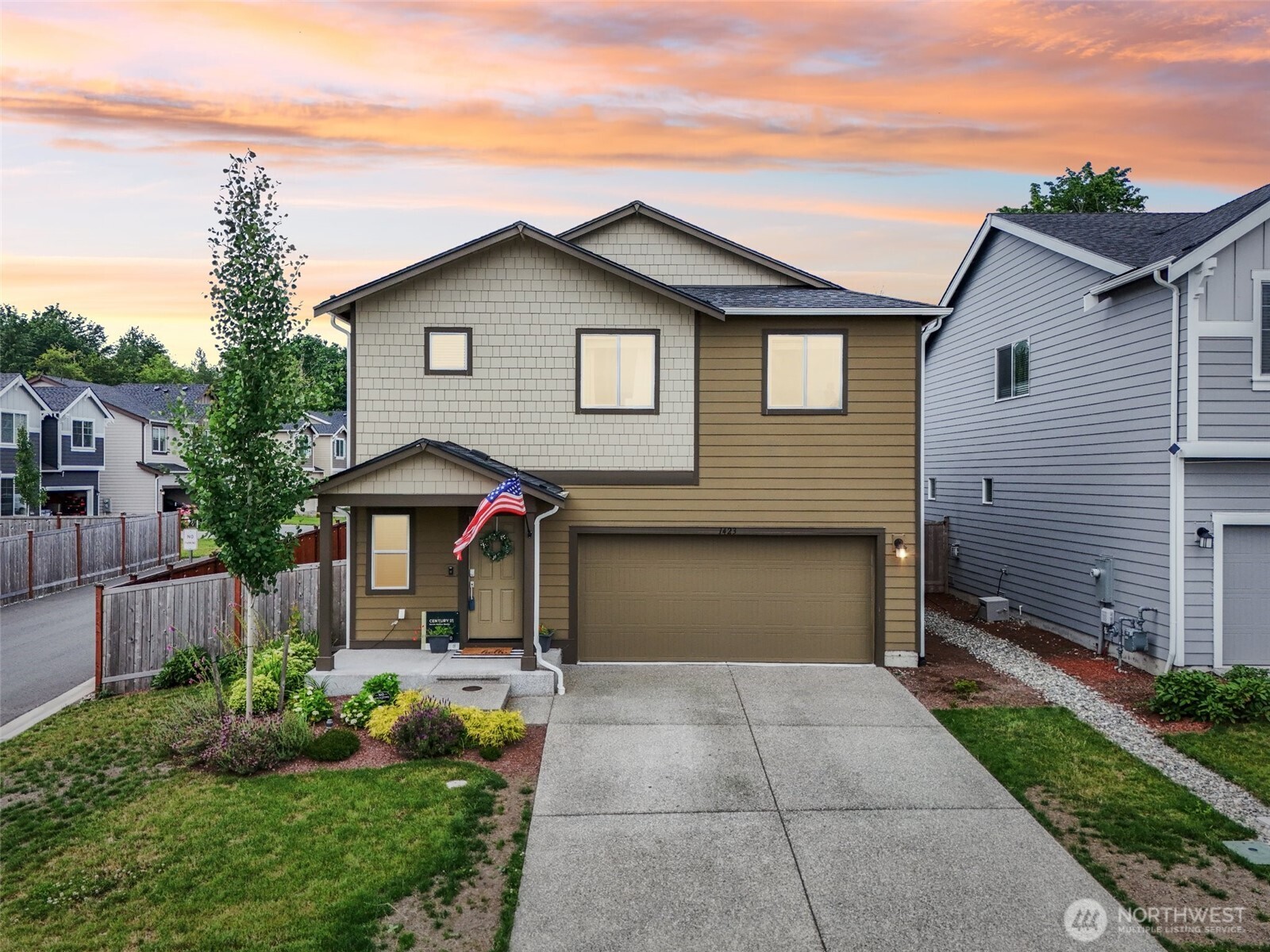 Sultan, Washington, 98294, United States, 4 Bedrooms Bedrooms, ,2 BathroomsBathrooms,Residential,For Sale,1923458