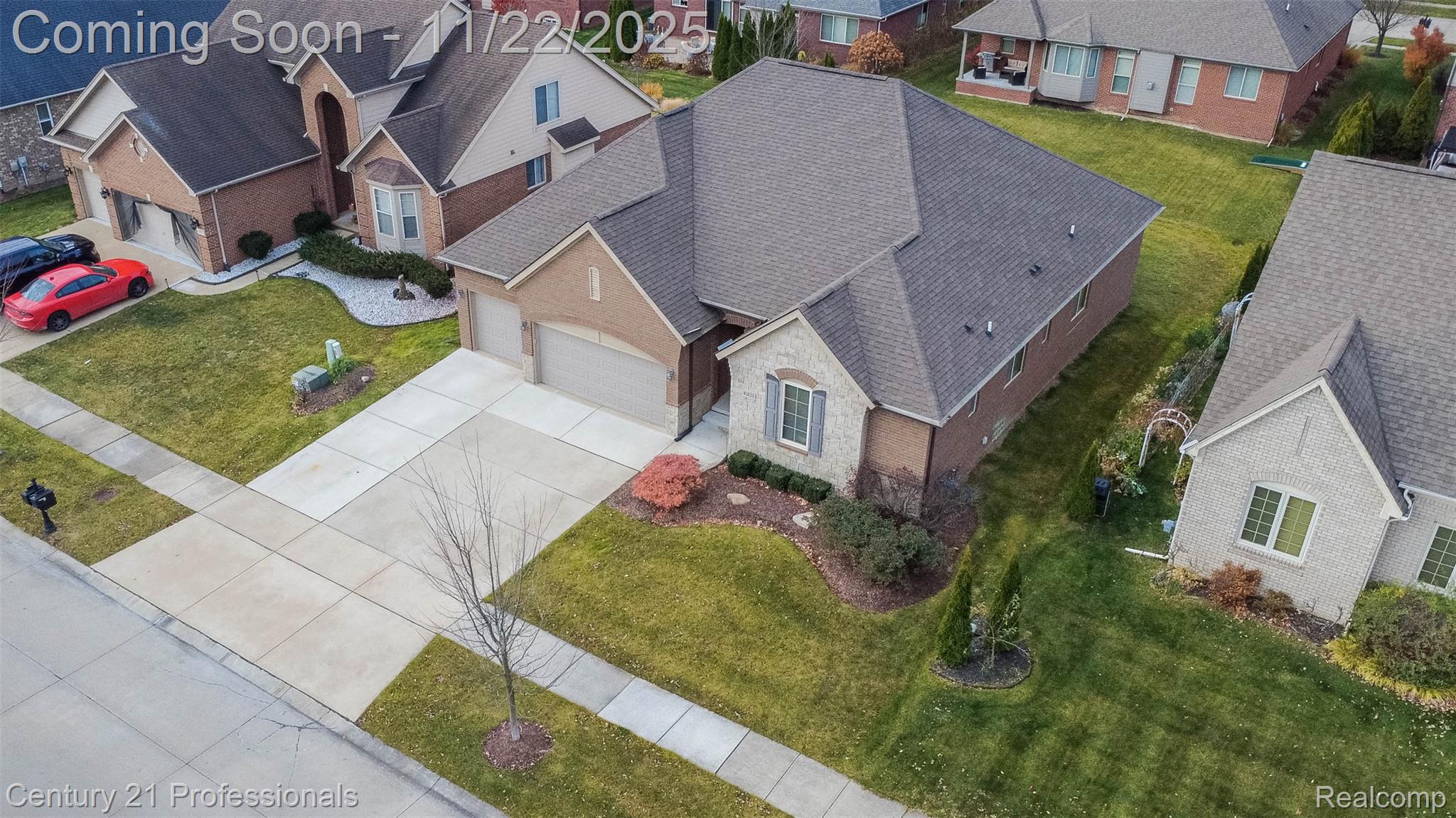 ClintonTownship, Michigan, 48038, United States, 3 Bedrooms Bedrooms, ,4 BathroomsBathrooms,Residential,For Sale,1994254