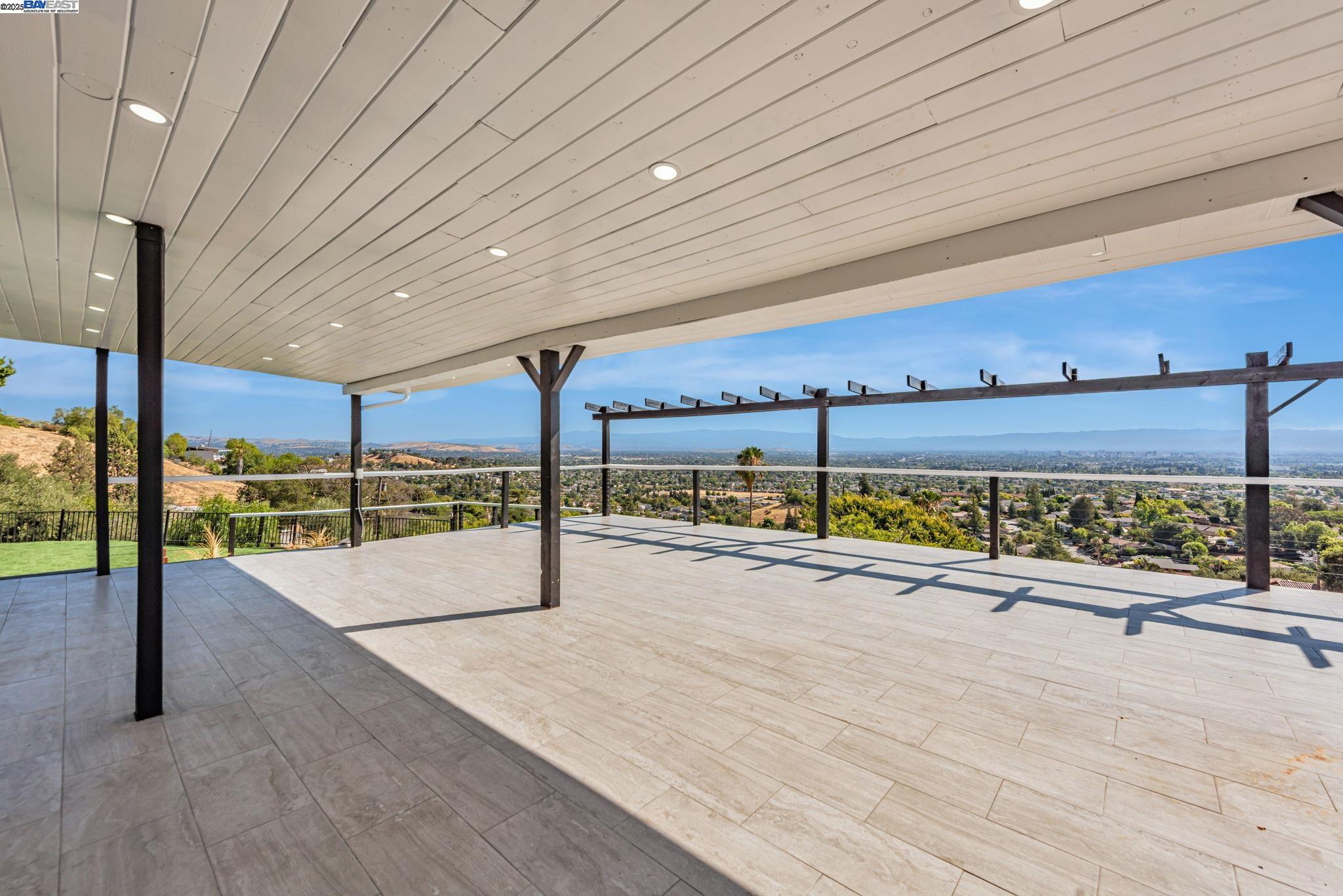 San Jose, California, 95127, United States, 4 Bedrooms Bedrooms, ,4 BathroomsBathrooms,Residential,For Sale,1903794