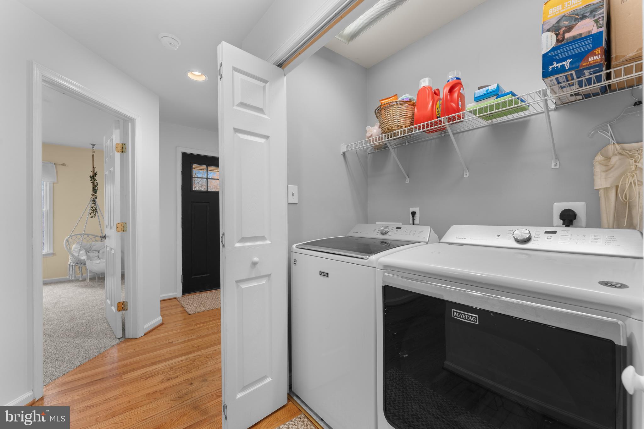 Locust Dale, Virginia, 22948, United States, 3 Bedrooms Bedrooms, ,4 BathroomsBathrooms,Residential,For Sale,1996627