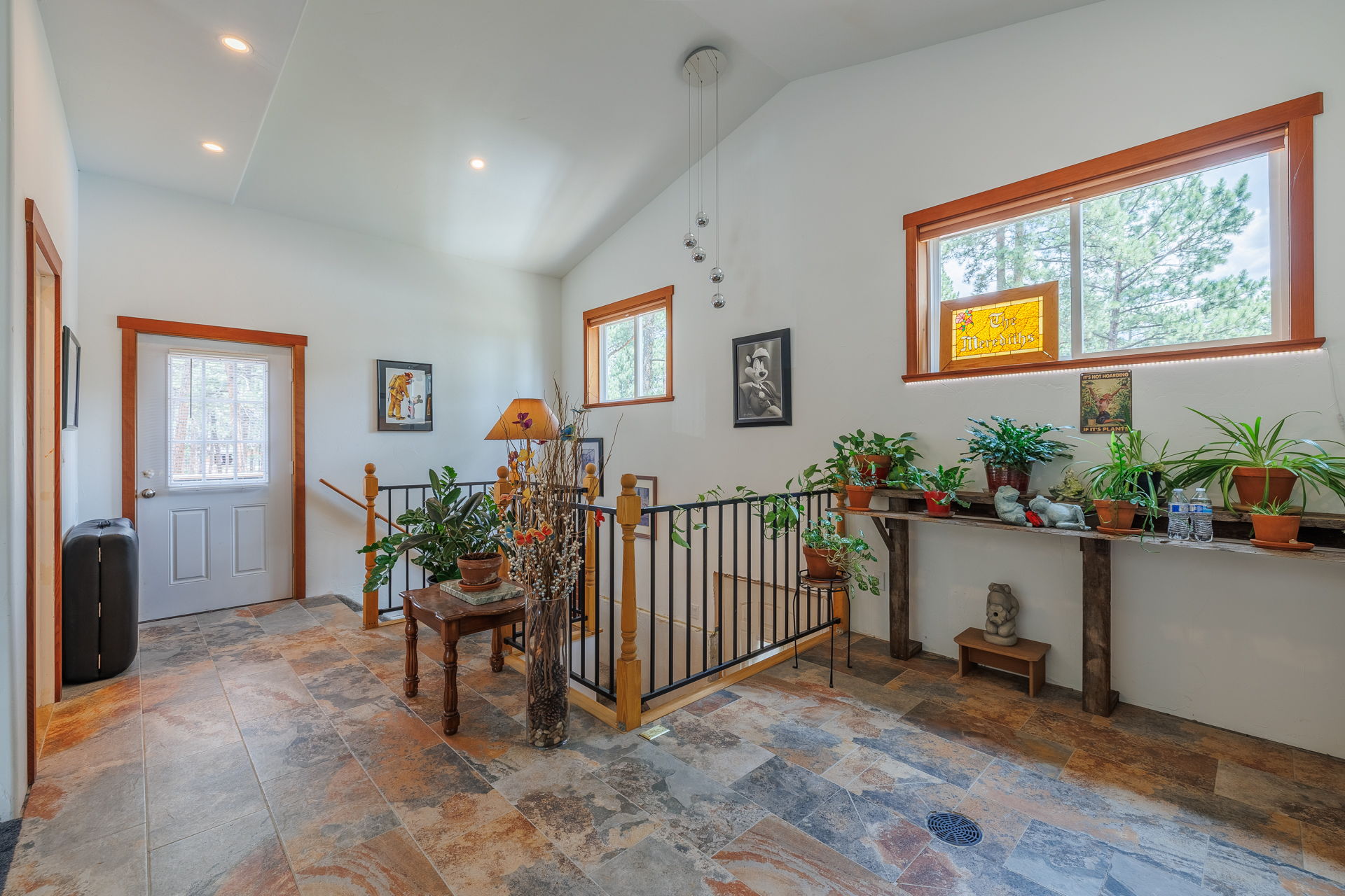 Woodland Park, Colorado, 80863, United States, 1 Bedroom Bedrooms, ,2 BathroomsBathrooms,Residential,For Sale,1896671