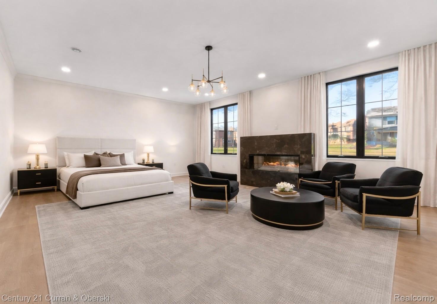 Dearborn, Michigan, 48128, United States, 5 Bedrooms Bedrooms, ,5 BathroomsBathrooms,Residential,For Sale,2030794