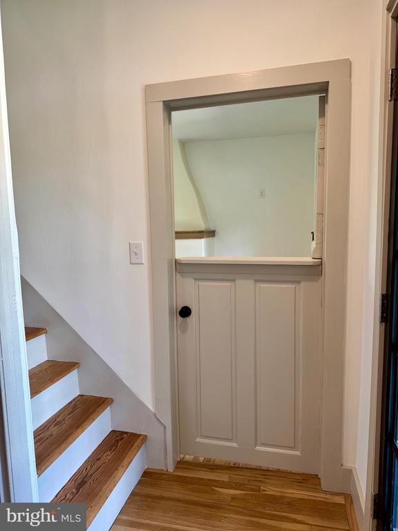 Trappe, Maryland, 21673, United States, 6 Bedrooms Bedrooms, ,4 BathroomsBathrooms,Residential,For Sale,1960951