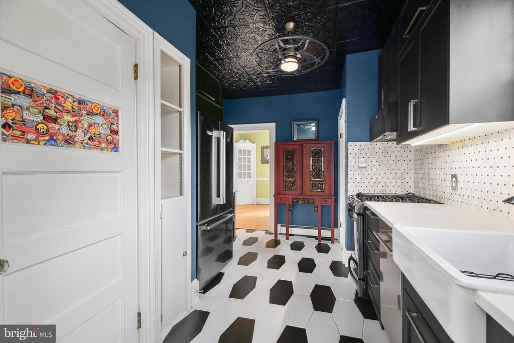 Fredericksburg, Virginia, 22401, United States, 4 Bedrooms Bedrooms, ,2 BathroomsBathrooms,Residential,For Sale,1826966