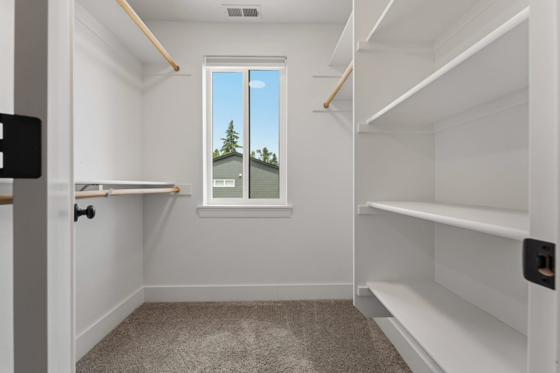  2414 SE MAYBROOK LN Milwaukie, OR 97222 - 物件實景