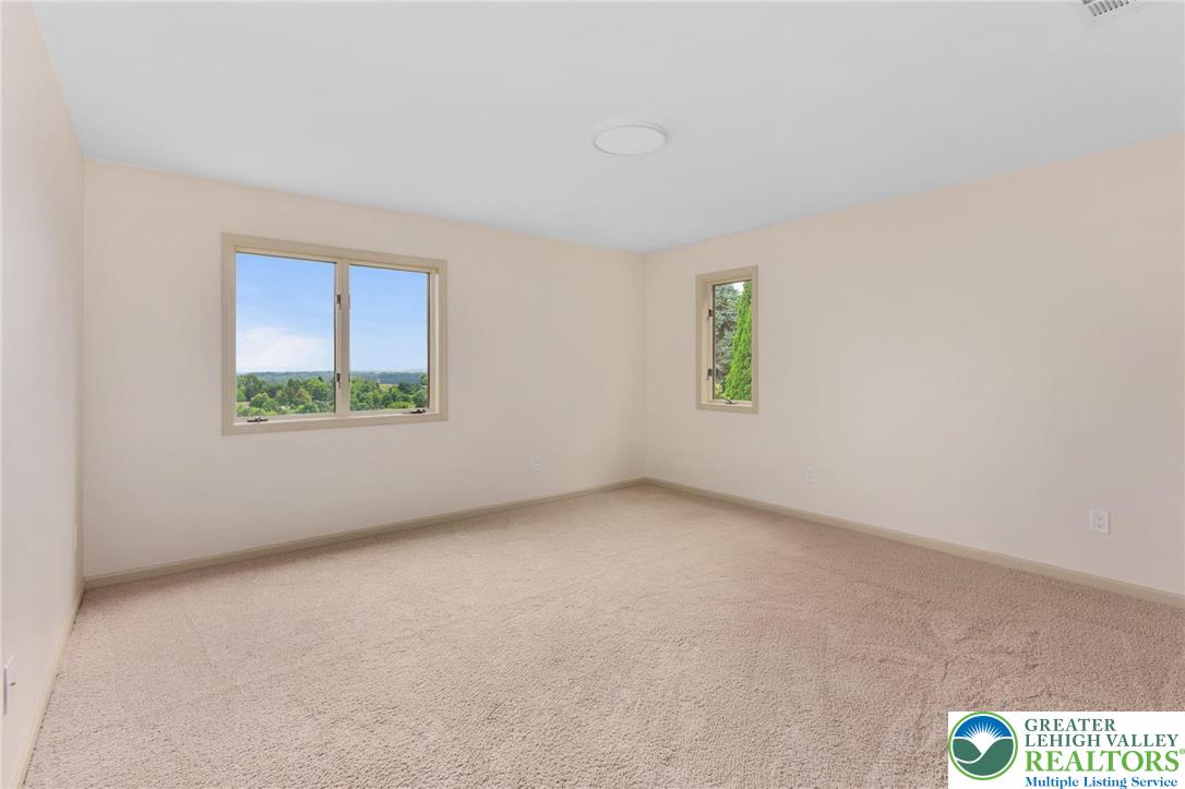 Washington Twp, Pennsylvania, 18080, United States, 3 Bedrooms Bedrooms, ,3 BathroomsBathrooms,Residential,For Sale,1984610