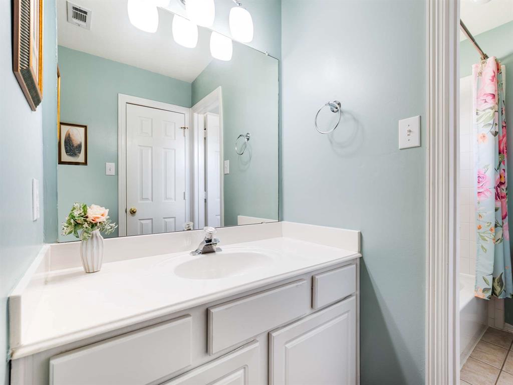 McKinney, Texas, 75072, United States, 4 Bedrooms Bedrooms, ,4 BathroomsBathrooms,Residential,For Sale,1940985