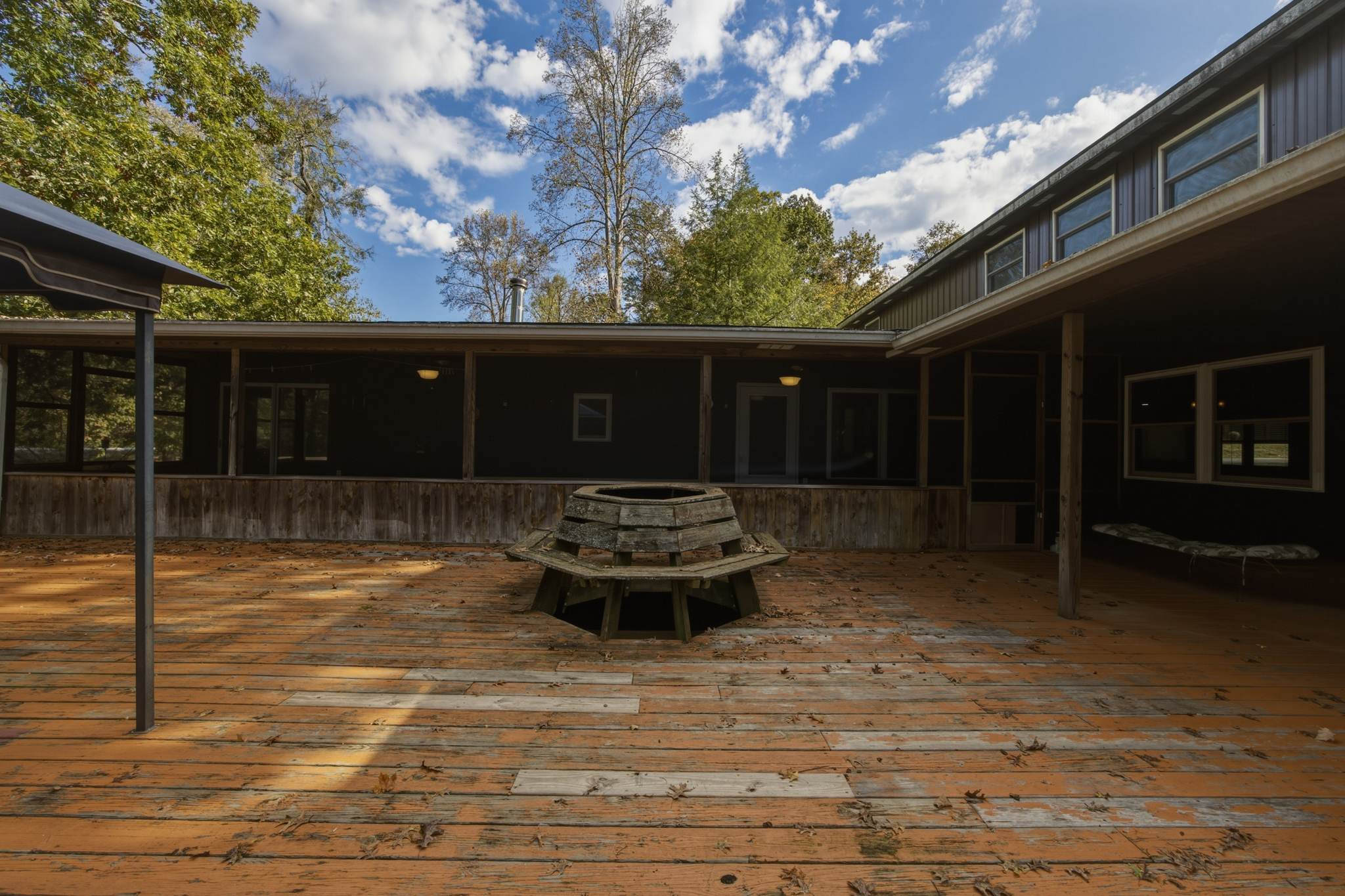  1574 Sloans Valley Road - 物件實景