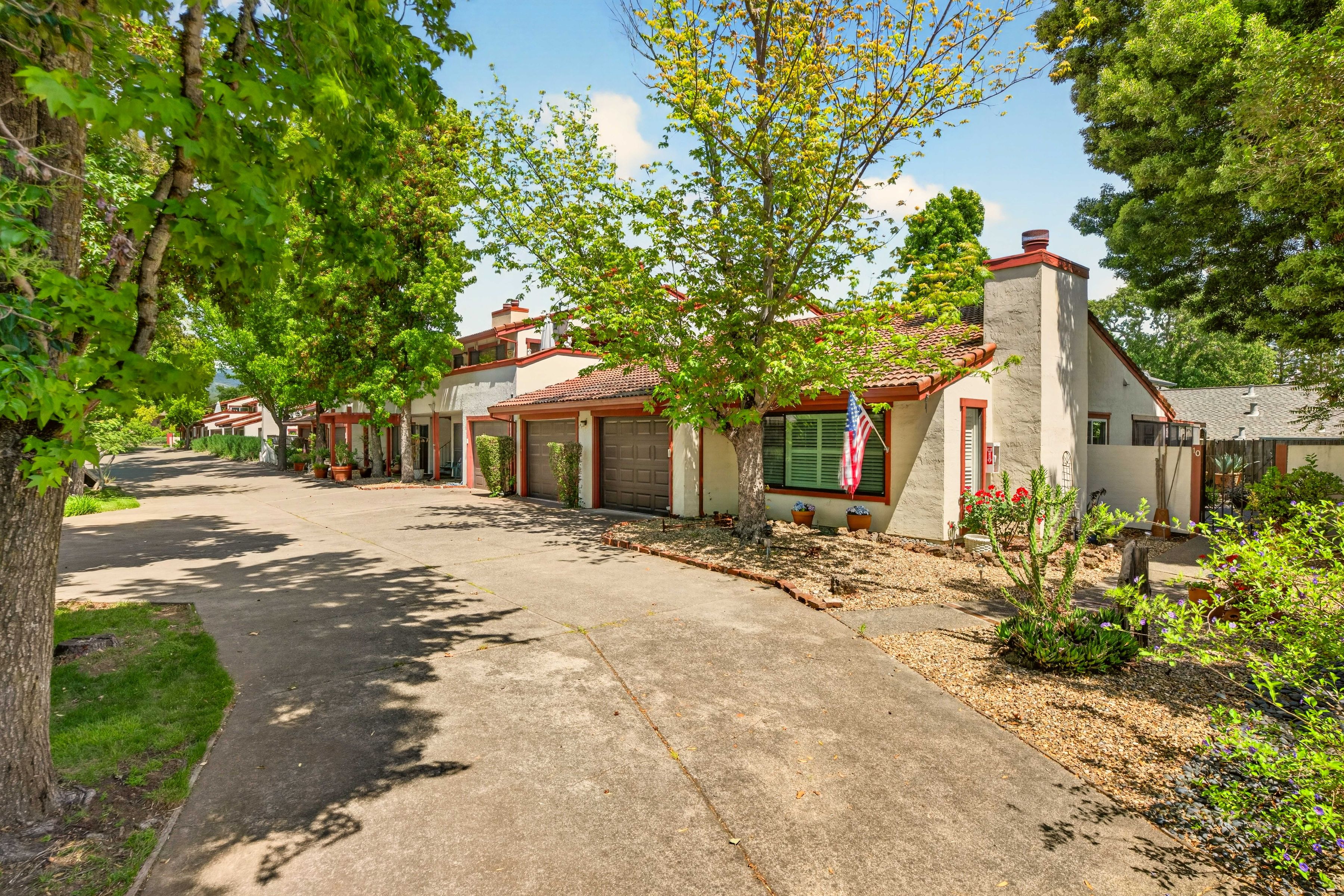  847 W. Spain Street, #8 - 物件實景