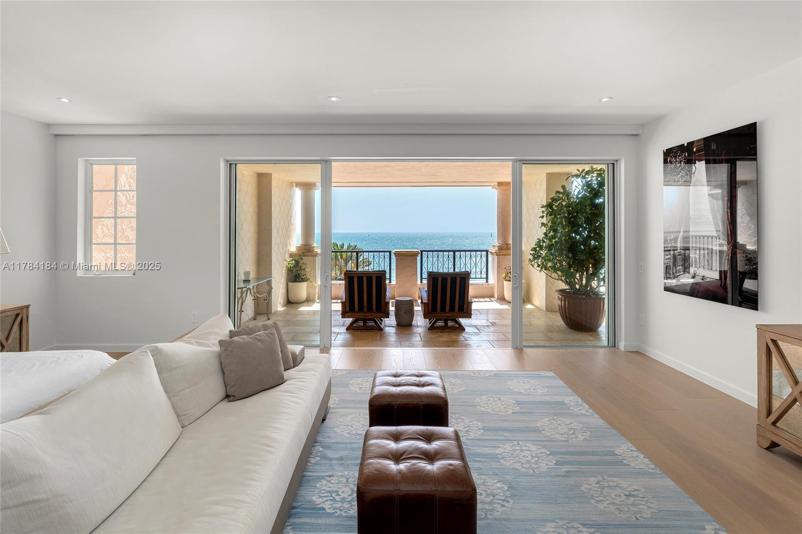 Miami Beach, Florida, 33109, United States, 3 Bedrooms Bedrooms, ,5 BathroomsBathrooms,Residential,For Sale,1770754