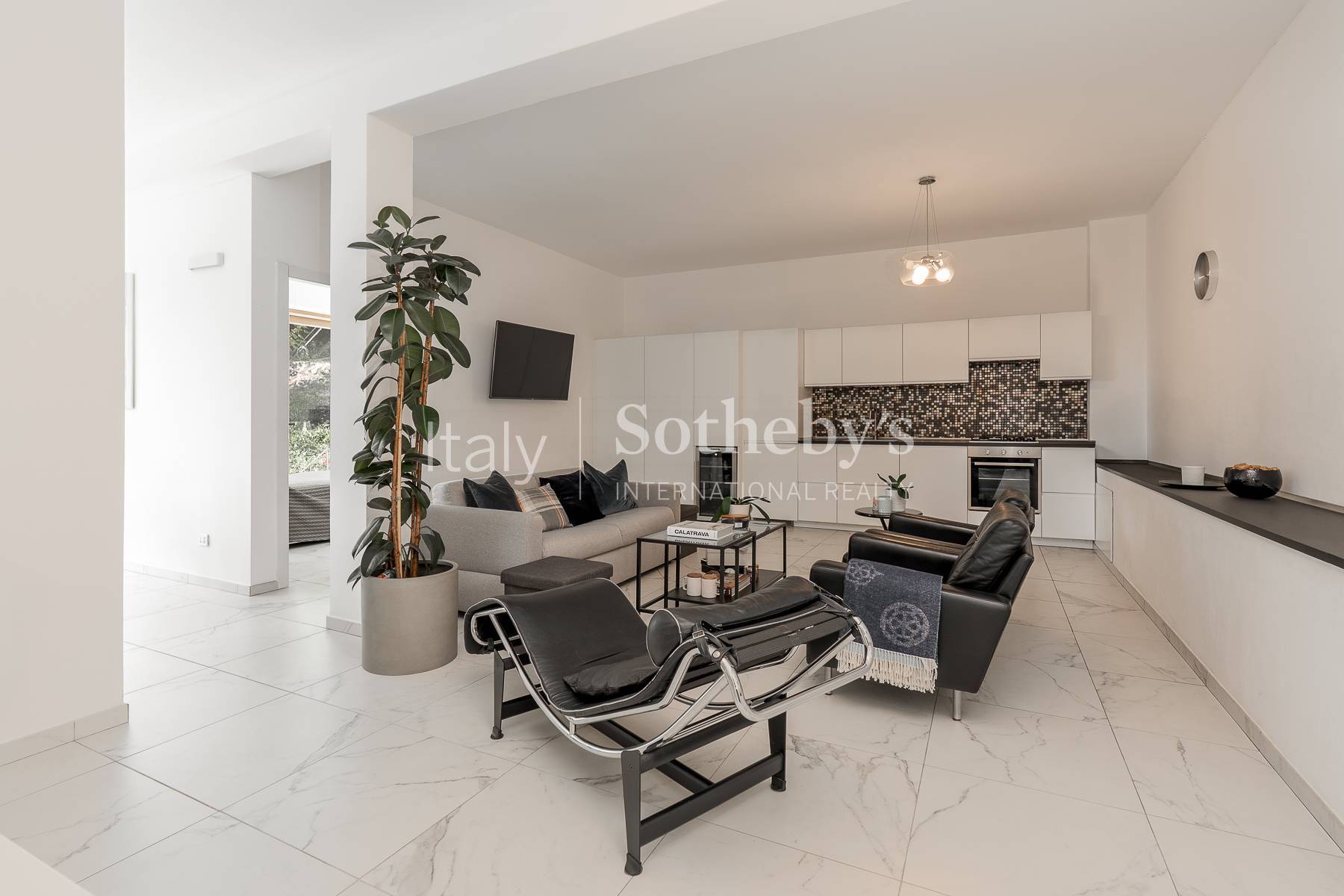  Contemporary Apartment with Breathtaking Lake View - 物件實景