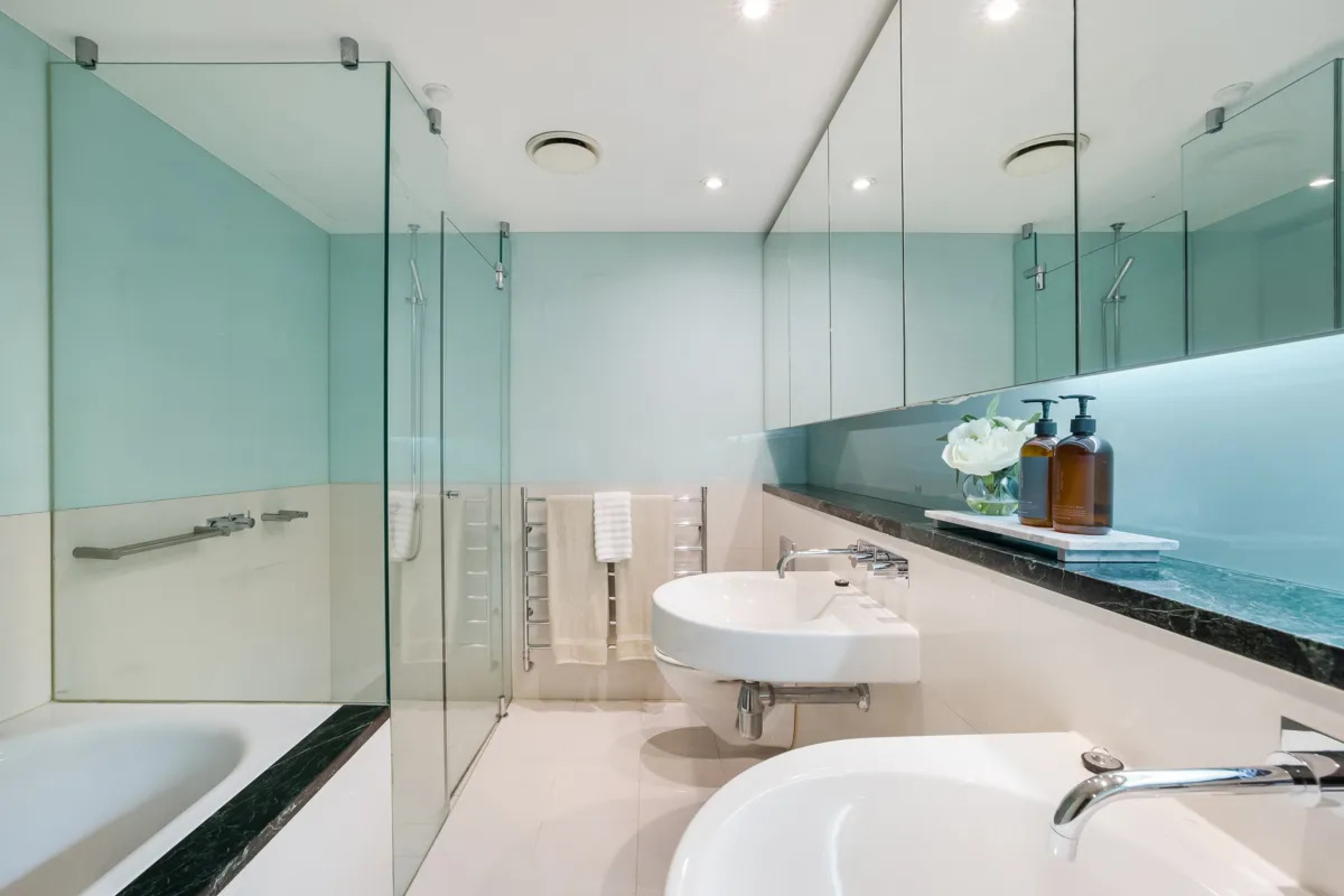  1201/8 Glen Street, Milsons Point - 物件實景