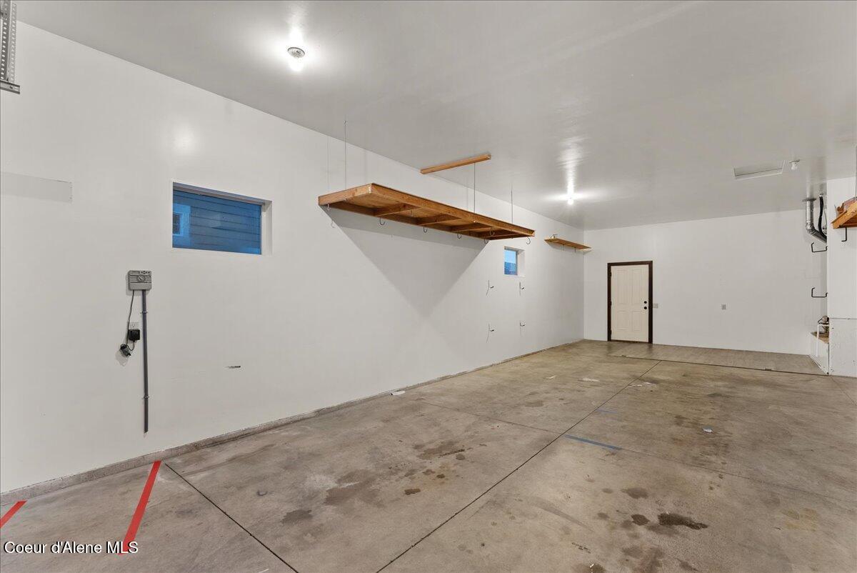 Coeur D'alene, Idaho, 83815, United States, 4 Bedrooms Bedrooms, ,2 BathroomsBathrooms,Residential,For Sale,1989025