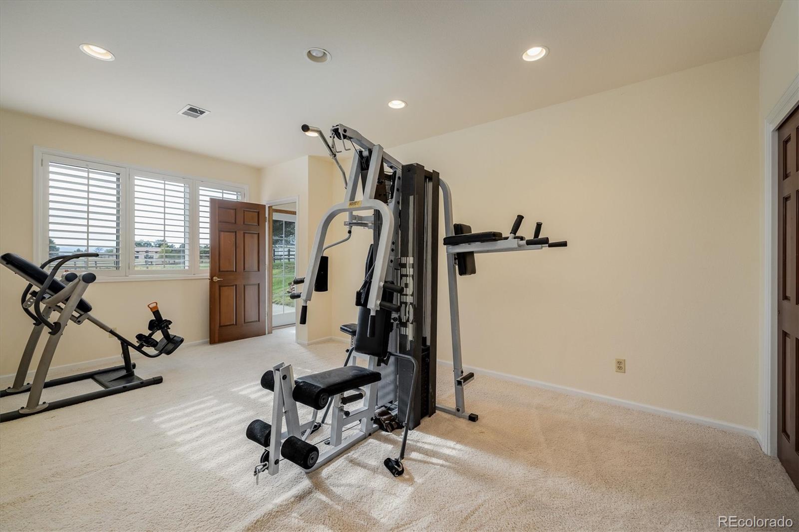 Centennial, Colorado, 80016, United States, 6 Bedrooms Bedrooms, ,4 BathroomsBathrooms,Residential,For Sale,1940890