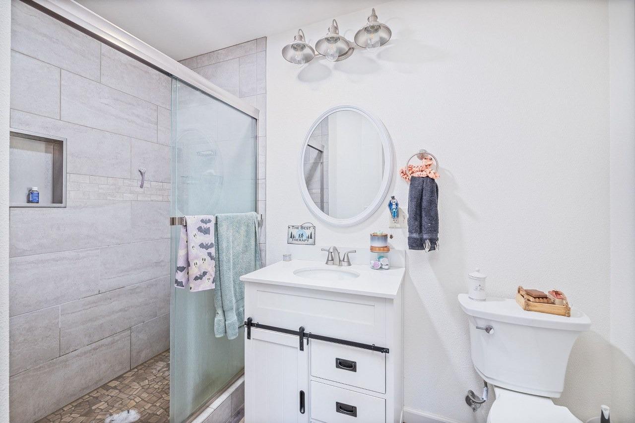 Coarsegold, California, 93614, United States, 4 Bedrooms Bedrooms, ,3 BathroomsBathrooms,Residential,For Sale,1978335