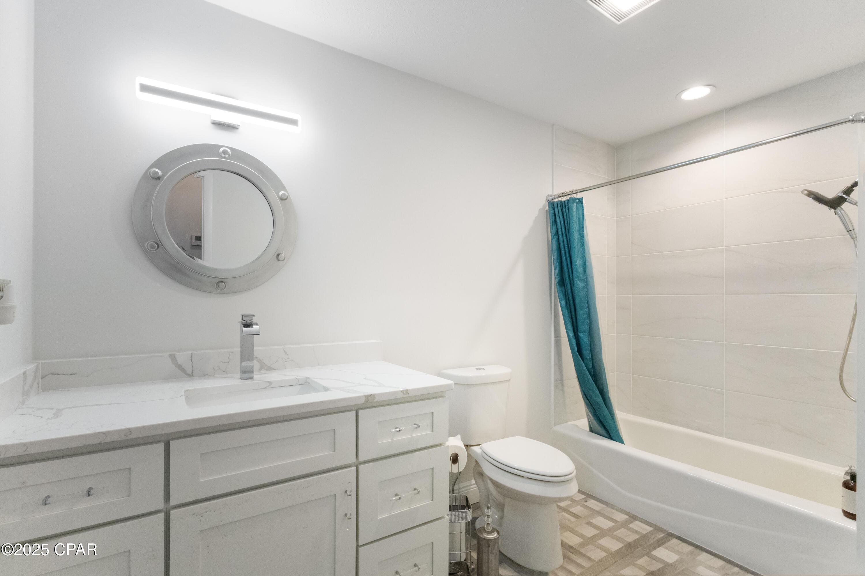 Panama City, Florida, 32405, United States, 4 Bedrooms Bedrooms, ,3 BathroomsBathrooms,Residential,For Sale,1942576