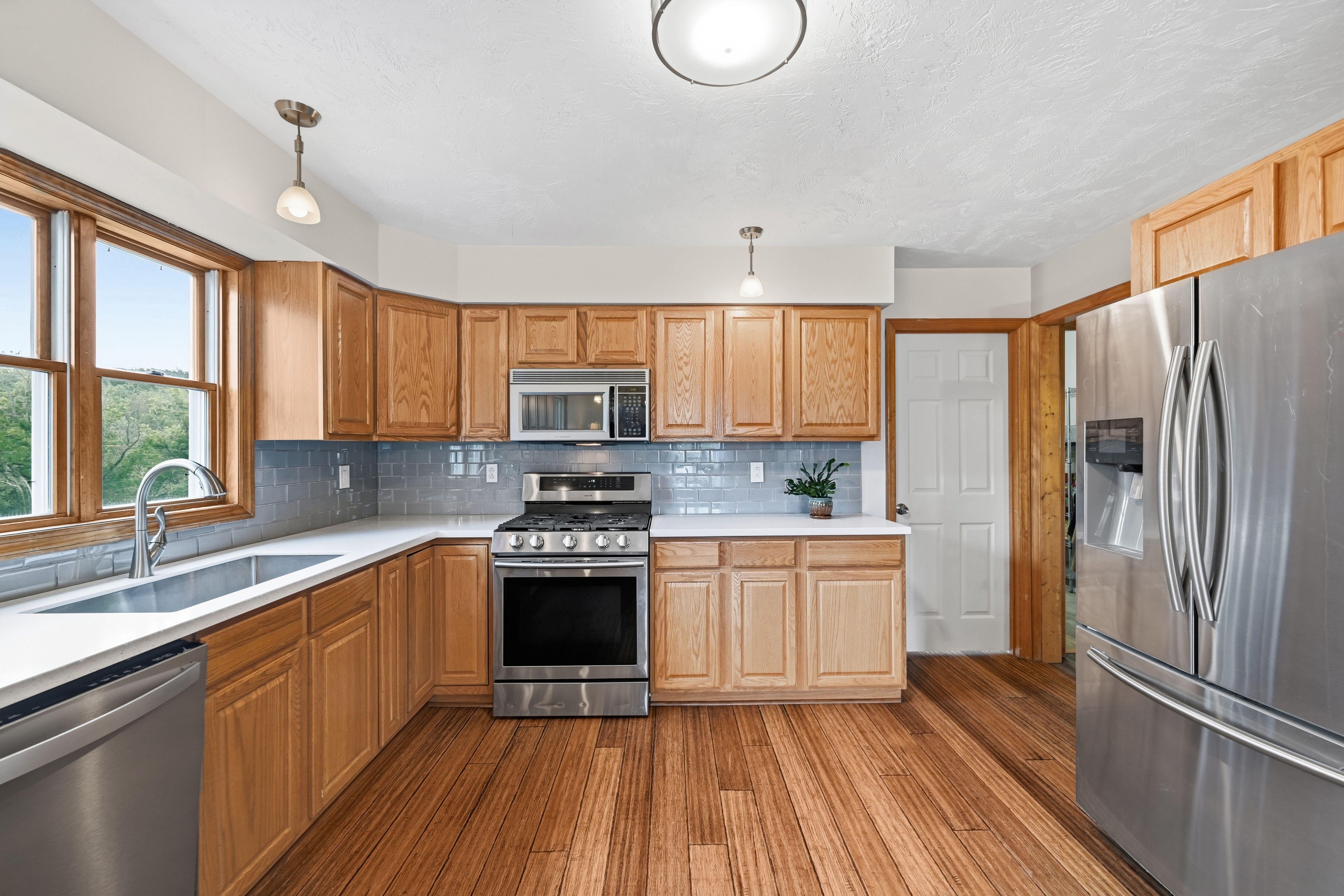  656 Penn Street, Pittsburgh, PA 15227 - 物件實景