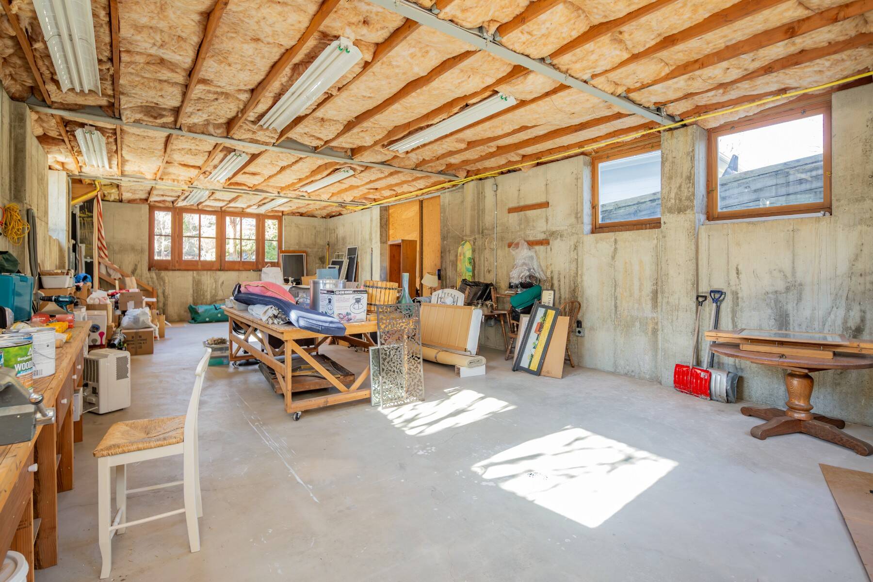  338 N MAIN ST - 物件實景