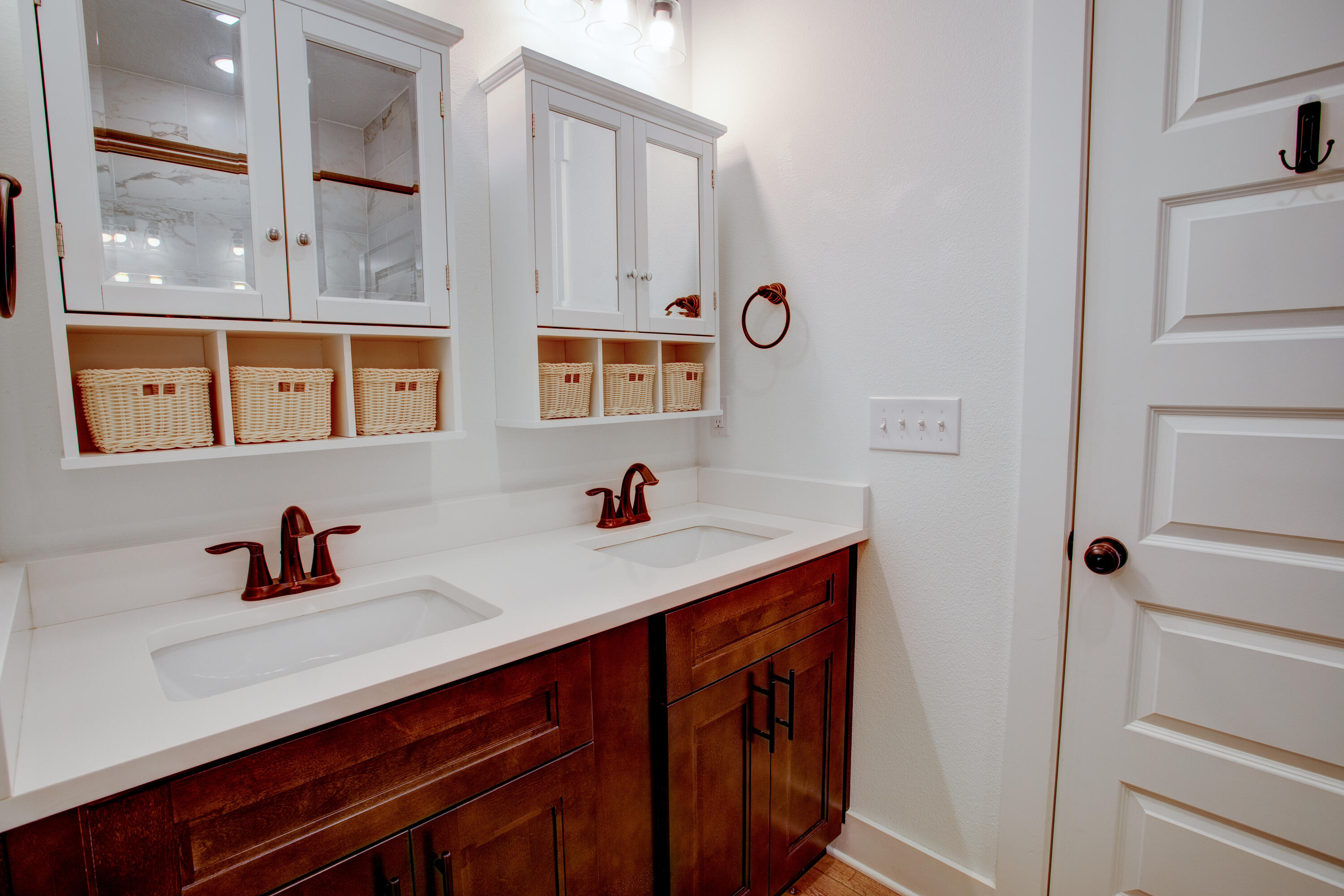 Niceville, Florida, 32578, United States, 4 Bedrooms Bedrooms, ,2 BathroomsBathrooms,Residential,For Sale,1992868