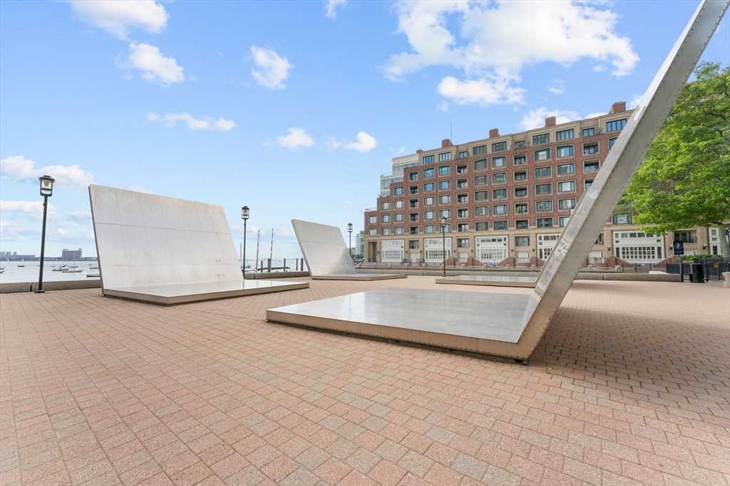 Boston, Massachusetts, 02110, United States, 1 Bedroom Bedrooms, ,1 BathroomBathrooms,Residential,For Sale,2030295