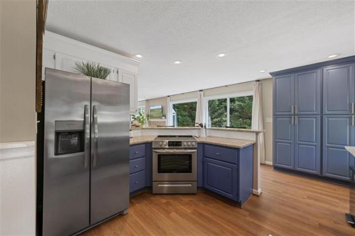 Fountain Run, Kentucky, 42133, United States, 4 Bedrooms Bedrooms, ,3 BathroomsBathrooms,Residential,For Sale,1827349