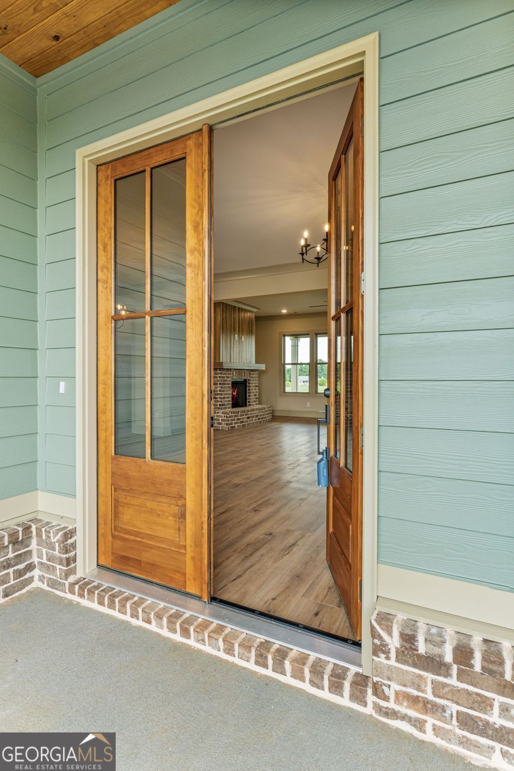 Barnesville, Georgia, 30204, United States, 4 Bedrooms Bedrooms, ,4 BathroomsBathrooms,Residential,For Sale,1859090