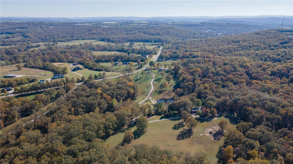 Fayetteville, Arkansas, 72703, United States, 3 Bedrooms Bedrooms, ,3 BathroomsBathrooms,Residential,For Sale,1989133