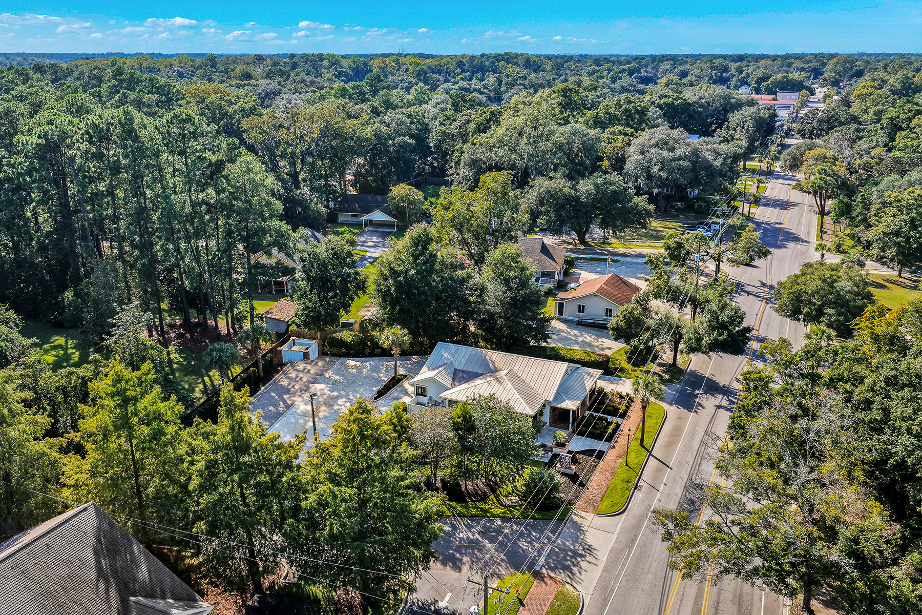  8026 Main Street, Ridgeland - 物件實景