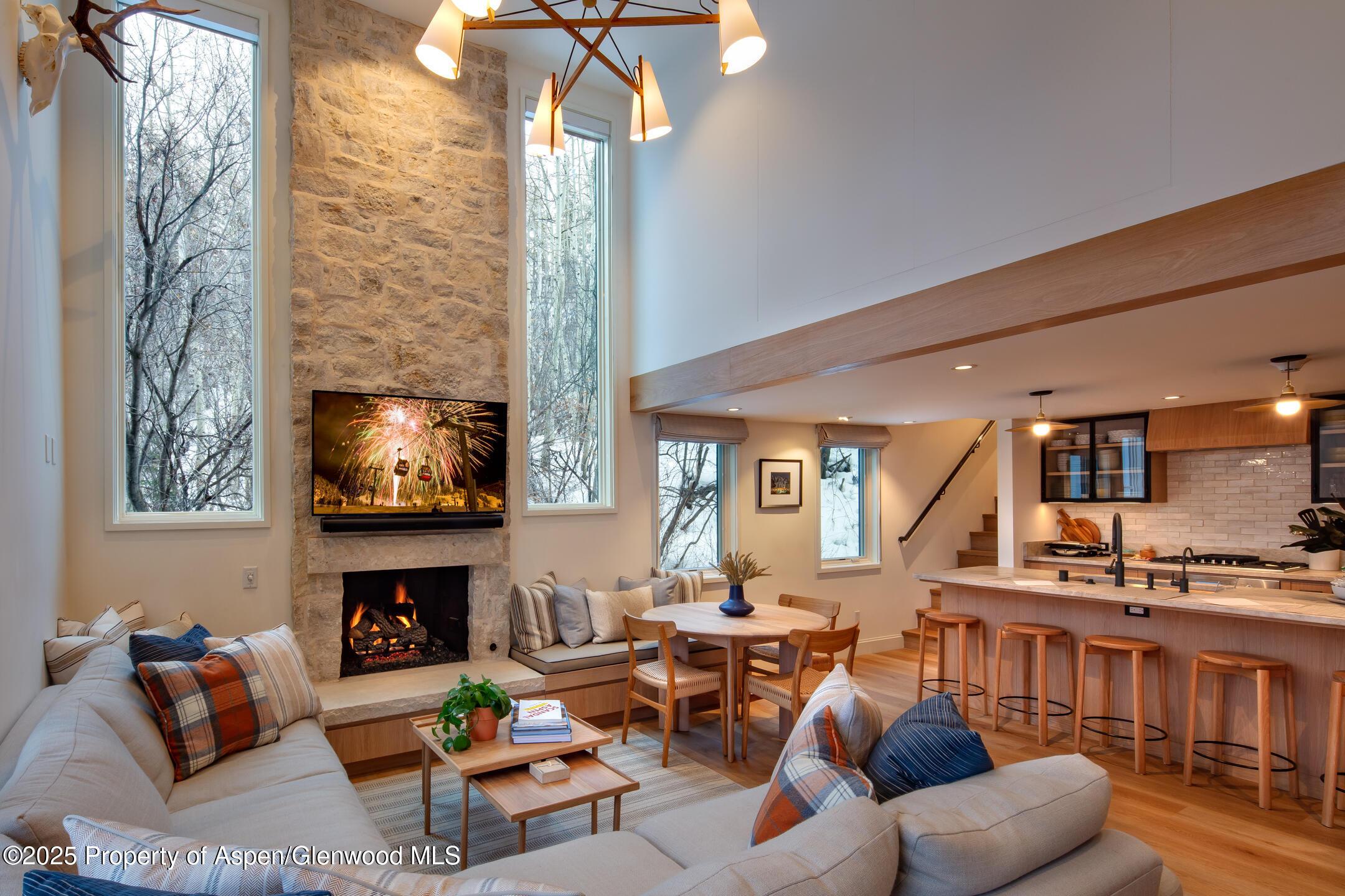 Aspen, Colorado, 81611, United States, 3 Bedrooms Bedrooms, ,3 BathroomsBathrooms,Residential,For Sale,1858270