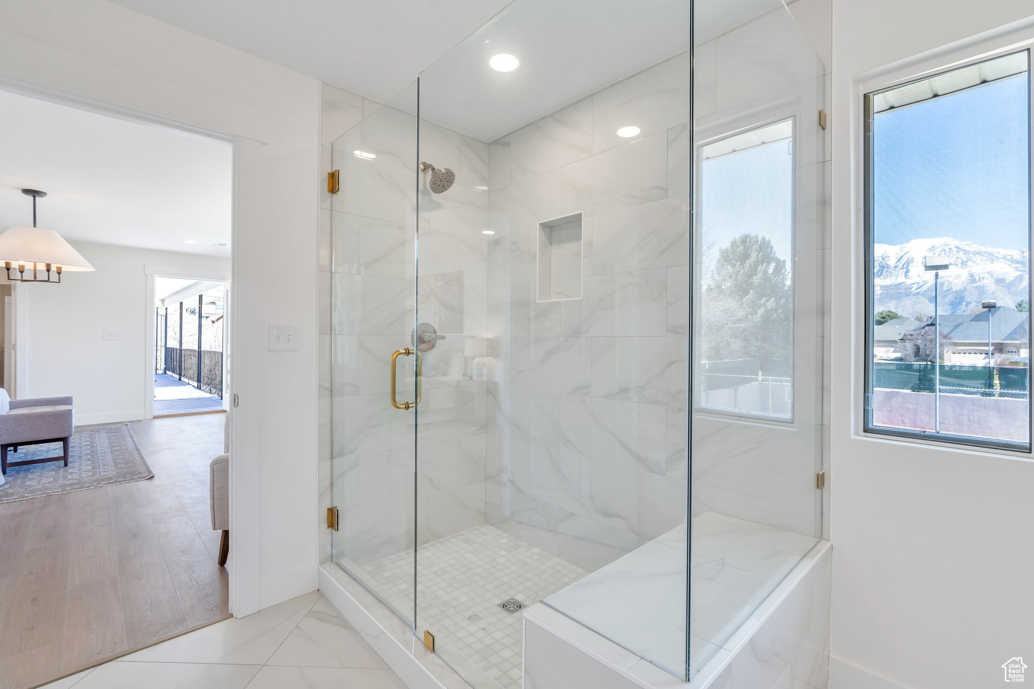 Orem, Utah, 84058, United States, 6 Bedrooms Bedrooms, ,6 BathroomsBathrooms,Residential,For Sale,1829132