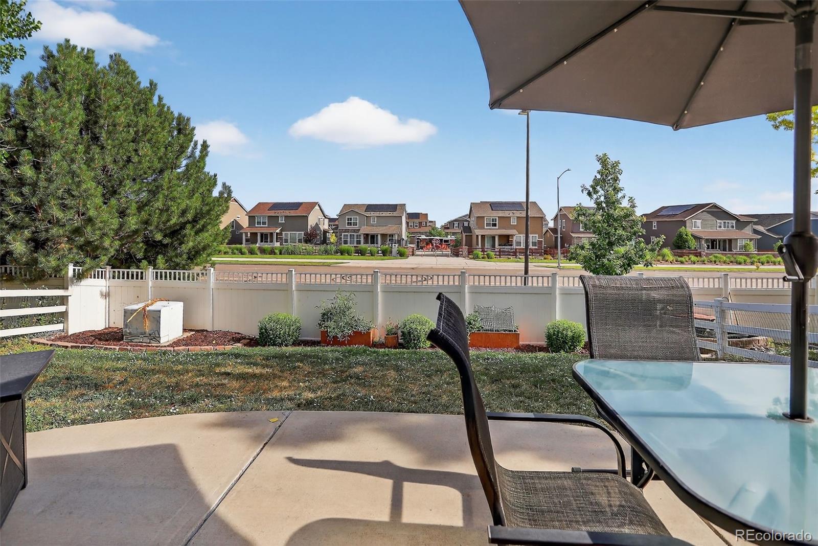 Aurora, Colorado, 80018, United States, 3 Bedrooms Bedrooms, ,3 BathroomsBathrooms,Residential,For Sale,1903575