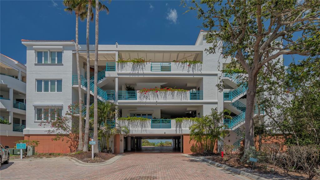 Longboat Key, Florida, 34228, United States, 3 Bedrooms Bedrooms, ,4 BathroomsBathrooms,Residential,For Sale,1777241