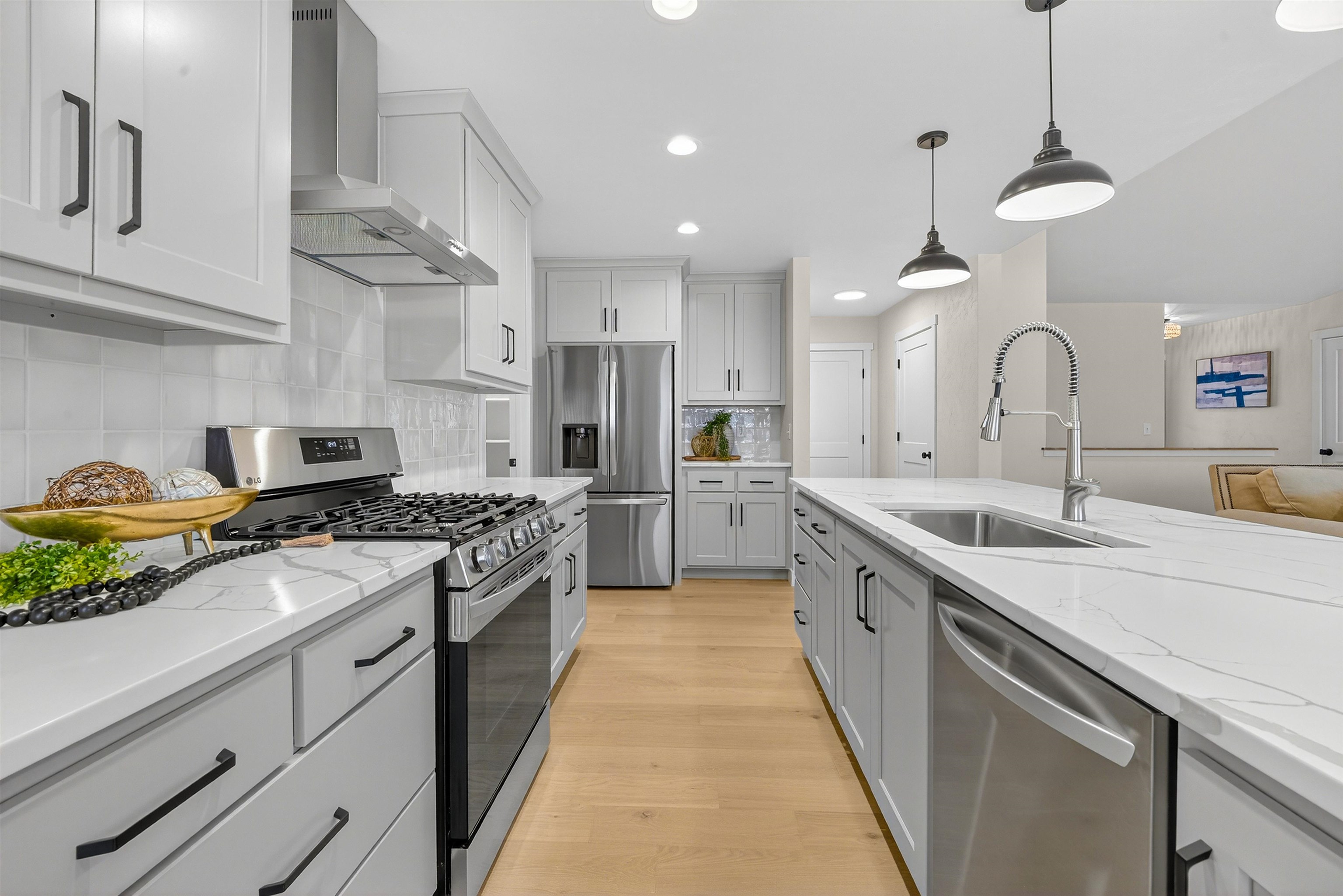 MENASHA, Wisconsin, 54952, United States, 4 Bedrooms Bedrooms, ,3 BathroomsBathrooms,Residential,For Sale,1995697