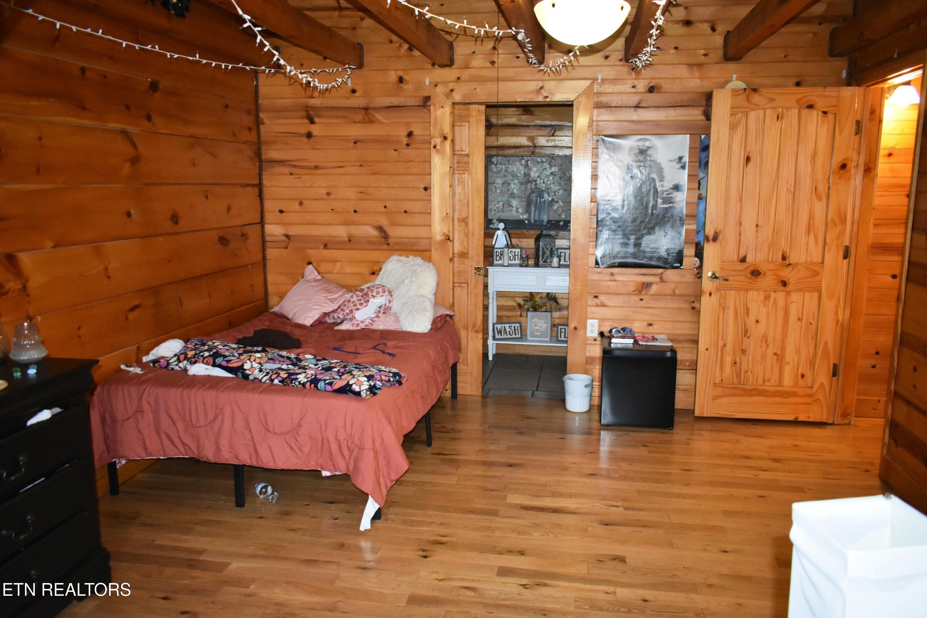 New Tazewell, Tennessee, 37825, United States, 3 Bedrooms Bedrooms, ,3 BathroomsBathrooms,Residential,For Sale,1961424