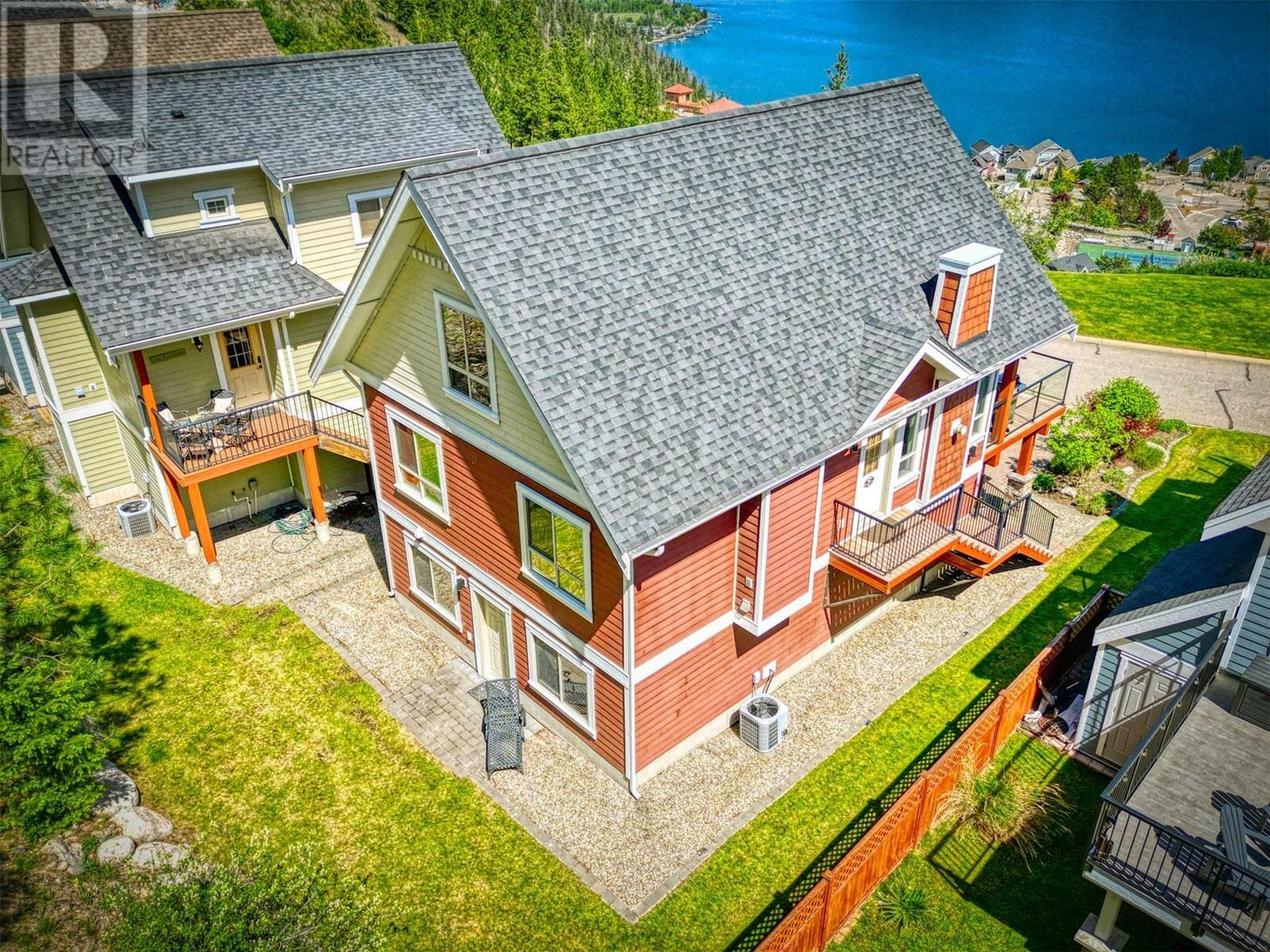 KELOWNA, British Columbia, V1Z 3R8, CA, 3 Bedrooms Bedrooms, ,3 BathroomsBathrooms,Residential,For Sale,1839050