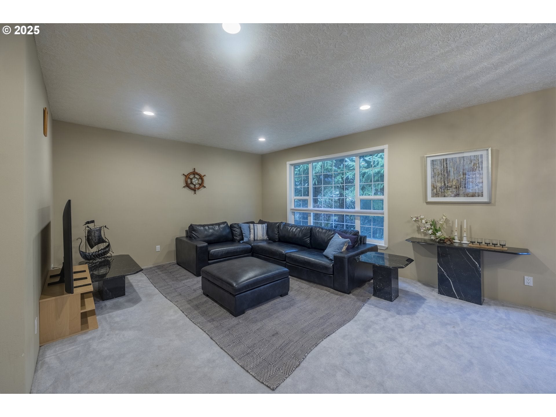 LincolnCity, Oregon, 97367, United States, 4 Bedrooms Bedrooms, ,3 BathroomsBathrooms,Residential,For Sale,1994923