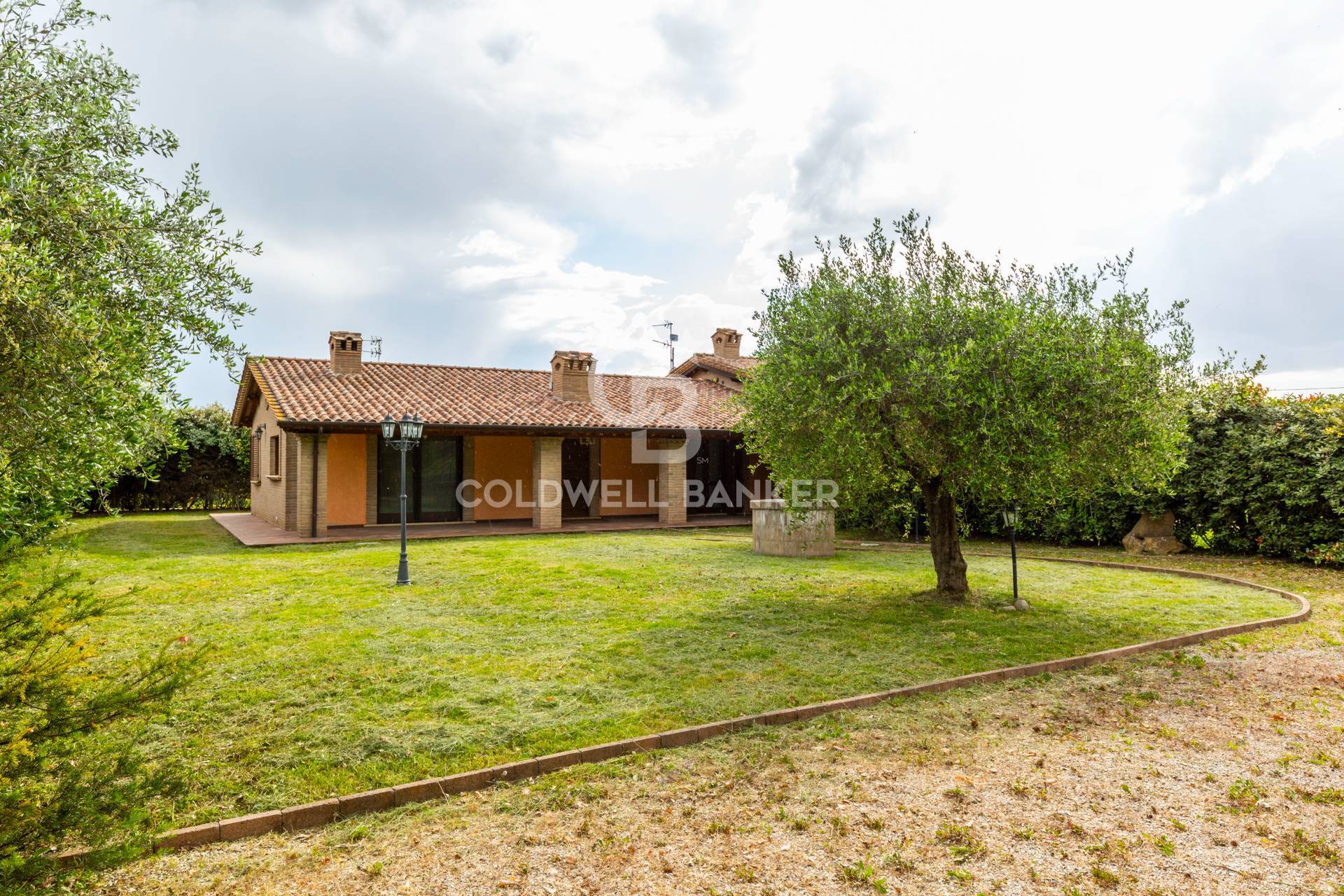 Assisi, Perugia, 06081, IT, 7 Bedrooms Bedrooms, ,3 BathroomsBathrooms,Residential,For Sale,1903573