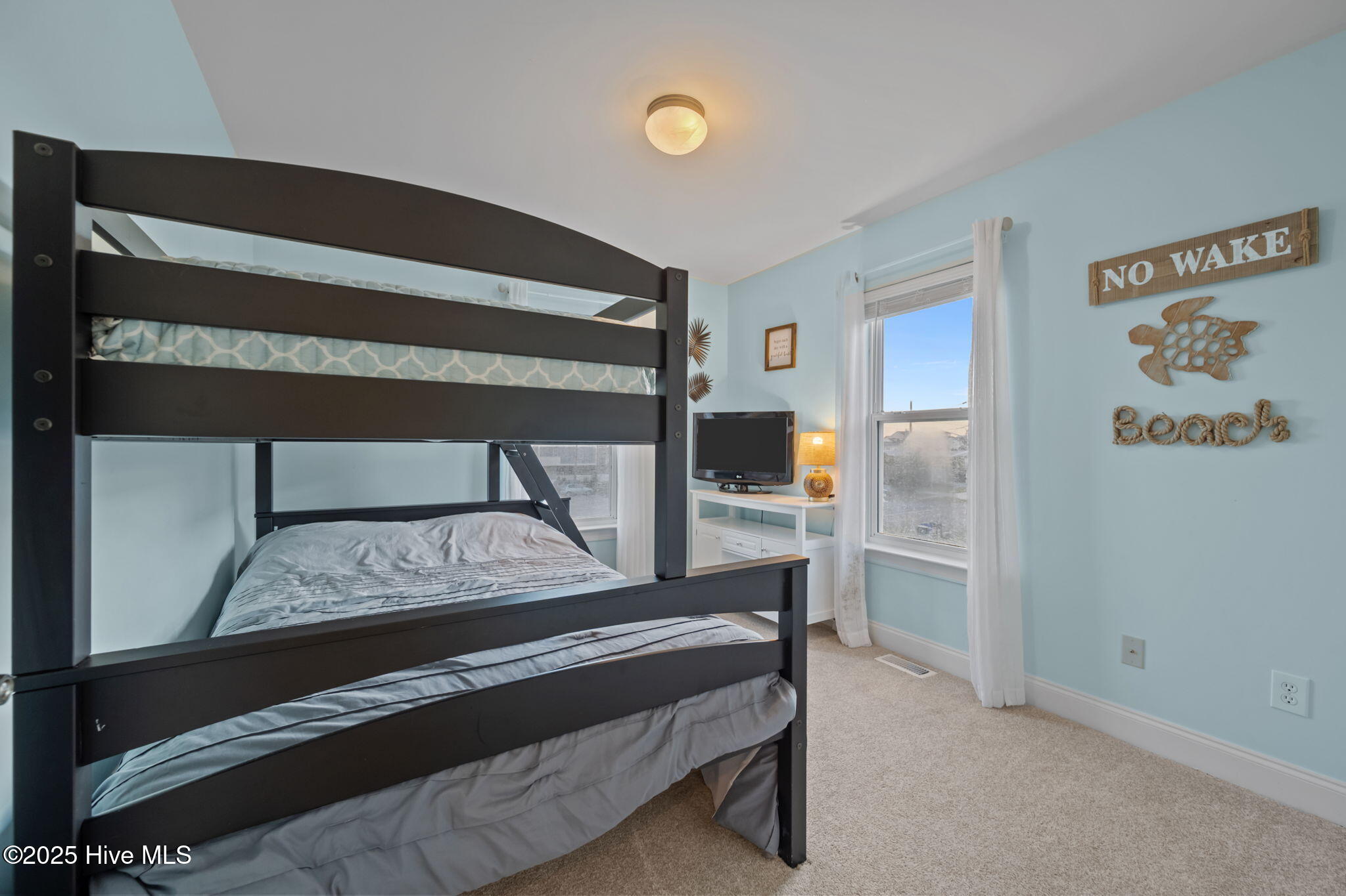 Surf City, North Carolina, 28445, United States, 3 Bedrooms Bedrooms, ,3 BathroomsBathrooms,Residential,For Sale,1974878