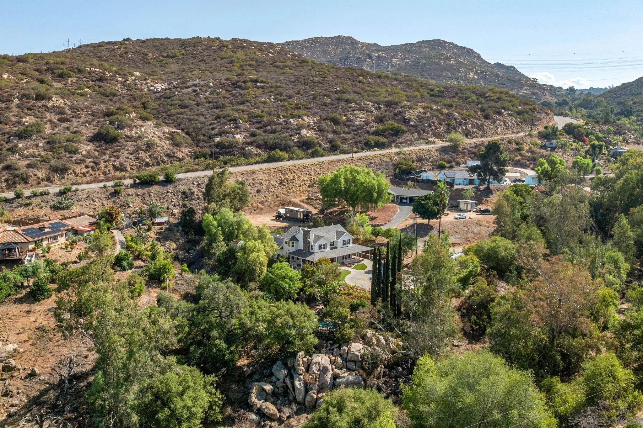 El Cajon, California, 92021, United States, 3 Bedrooms Bedrooms, ,3 BathroomsBathrooms,Residential,For Sale,1942196