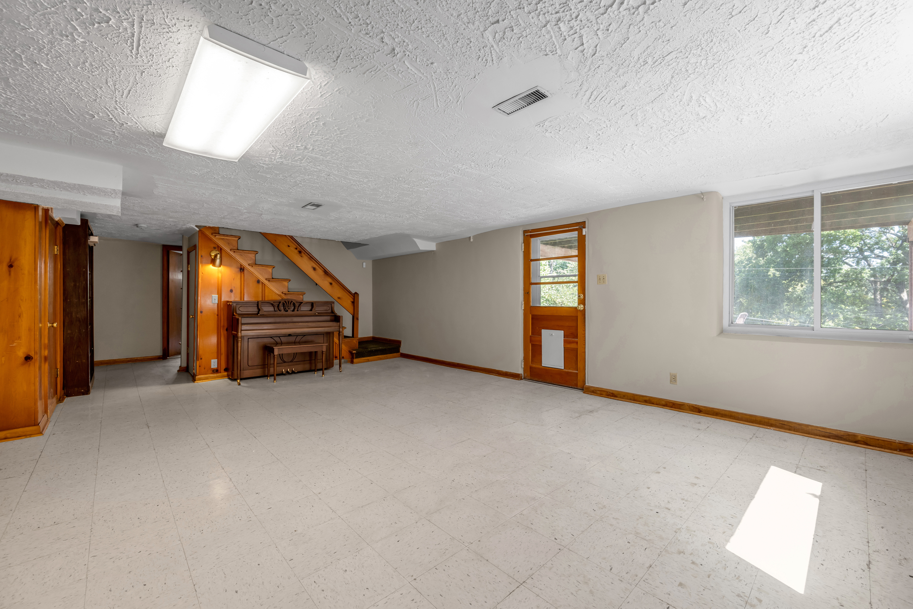  953 Holly Springs Drive - 物件實景