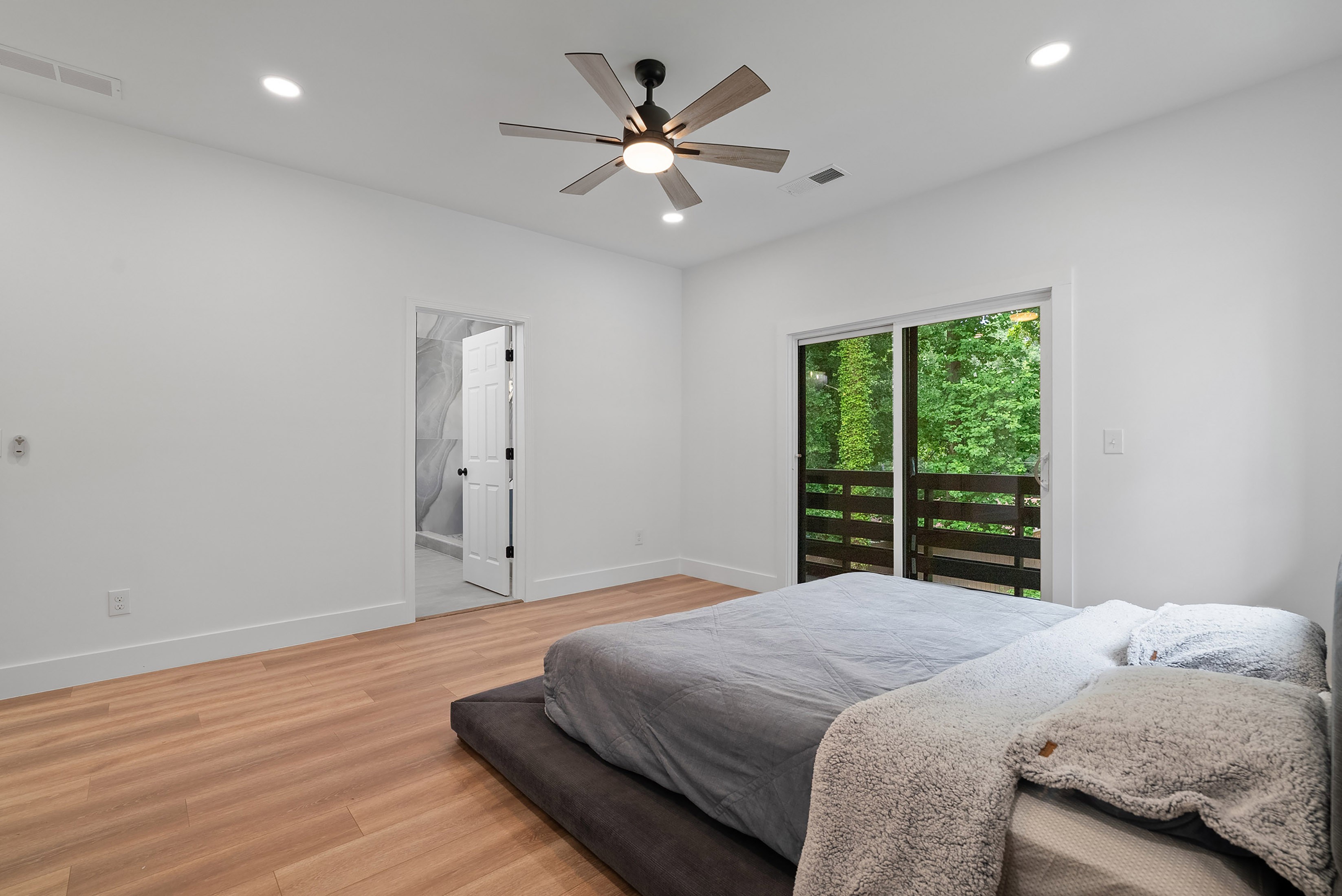  Modern Atlanta Gem with Smart Tech and High-End Finishes - 物件實景