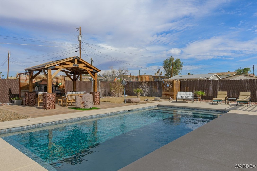 Bullhead City, Arizona, 86442, United States, 2 Bedrooms Bedrooms, ,Residential,For Sale,1912692