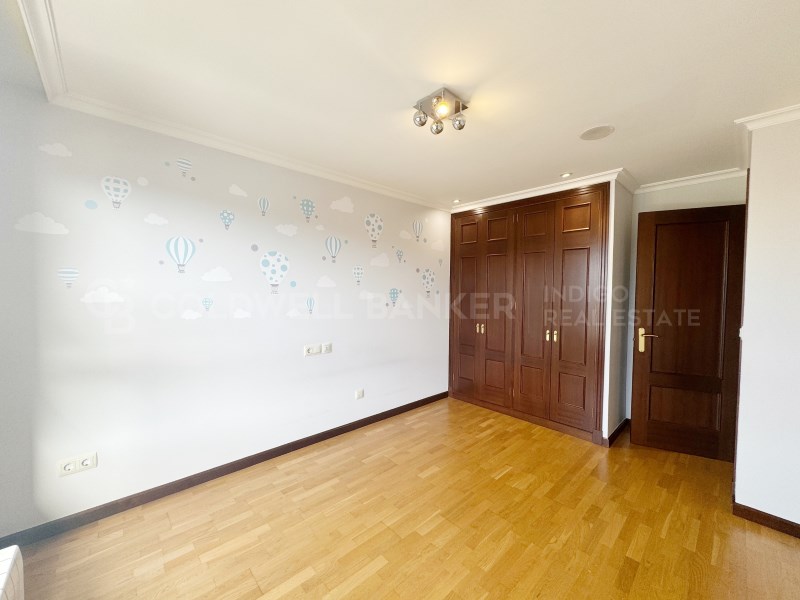 Pontevedra, Vigo, Castrelos - S?rdoma, S?rdoma Pon, Vigo, Galicia, ES, 4 Bedrooms Bedrooms, ,4 BathroomsBathrooms,Residential,For Sale,Pontevedra, Vigo, Castrelos - S?rdoma, S?rdoma Pon,1479301